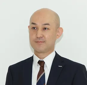 Takahiro Adachi